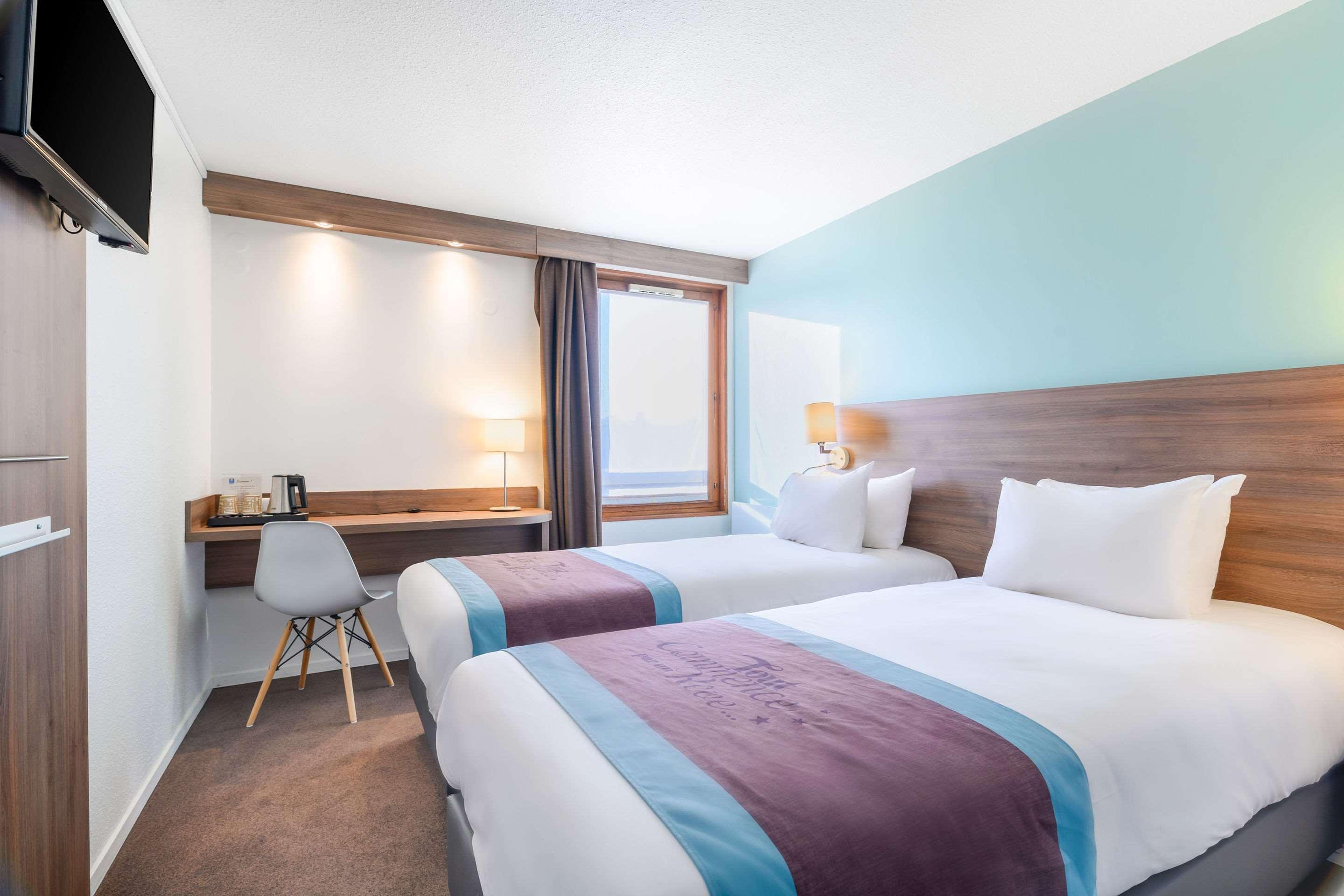 Kyriad Lille - Mons En Baroeul Экстерьер фото